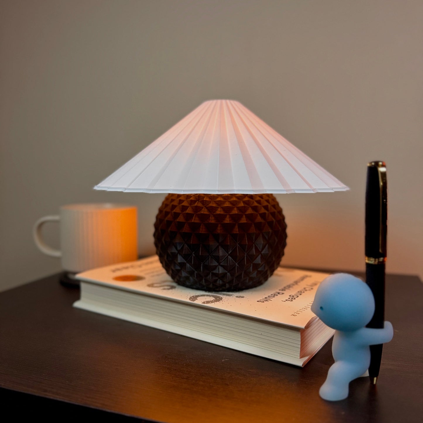 Pine Lamp - Coal