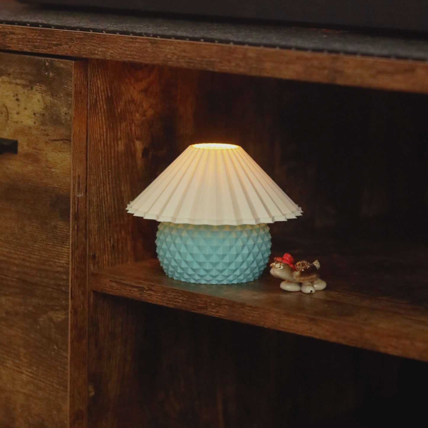 Baby Pine Lamp