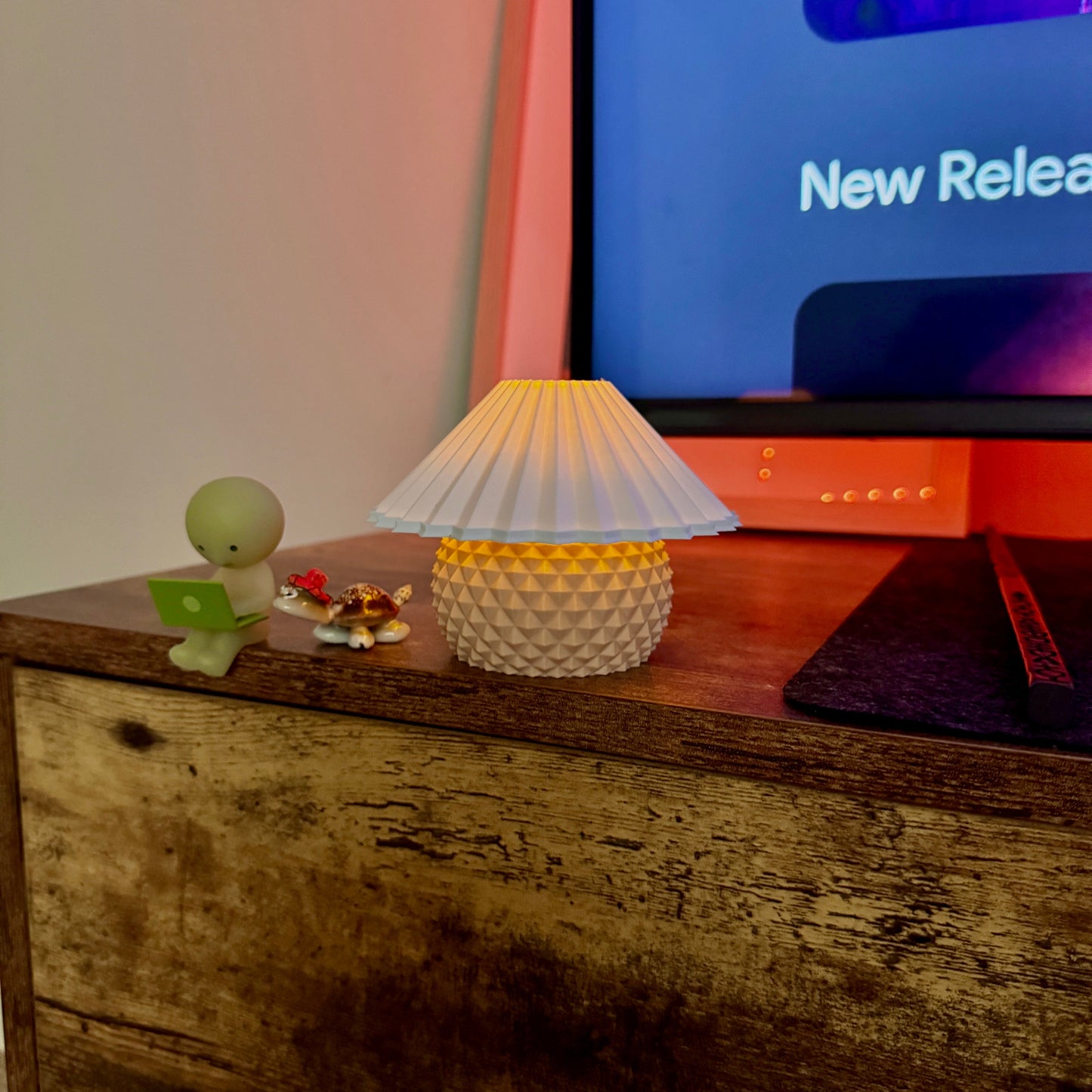 Baby Pine Lamp
