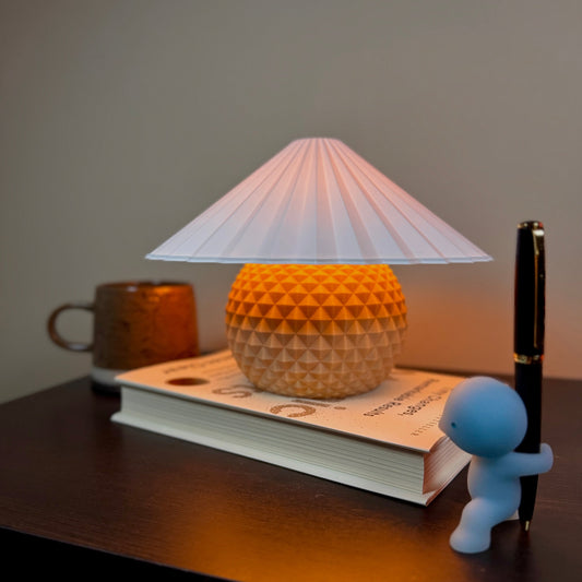 Pine Lamp - Sand