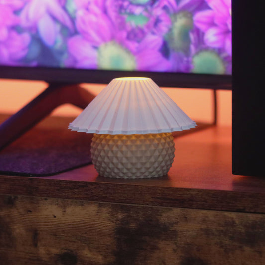 Baby Pine Lamp